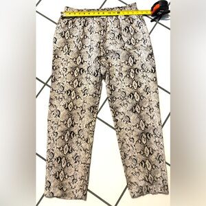 Joe Benbasset Snake Print casual pants - Black, Grey, Cream